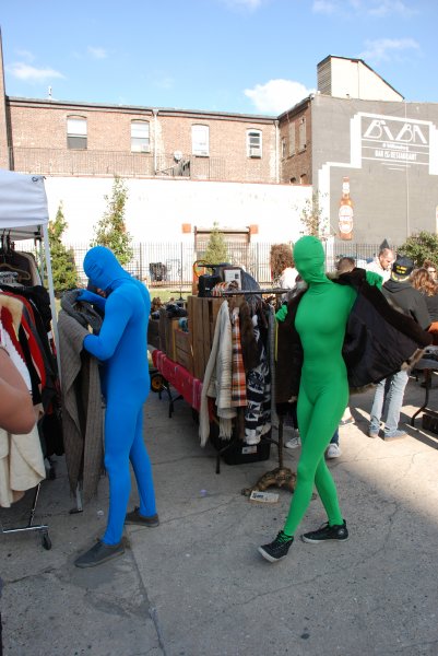Morphsuits auf dem Brooklyn Flea